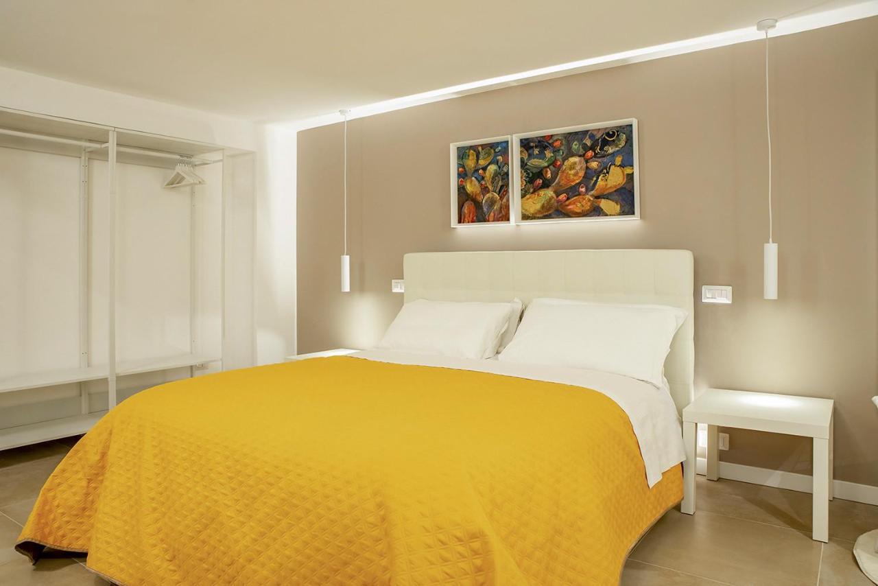 Helios Duplex A Due Passi Da Ortigia By Wonderful Italy Apartman Szirakúza Kültér fotó